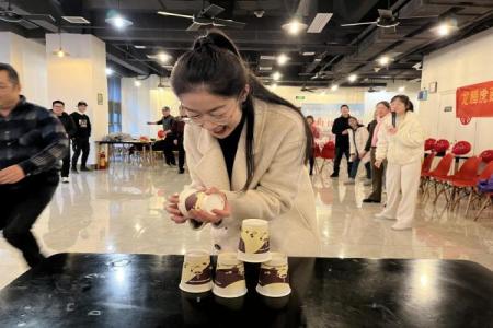 ¶¶È¦(ÖйúÇø)ÈËÉú¾ÍÊDz«!